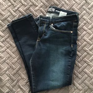 Signature Levi Strauss Skinny Jeans